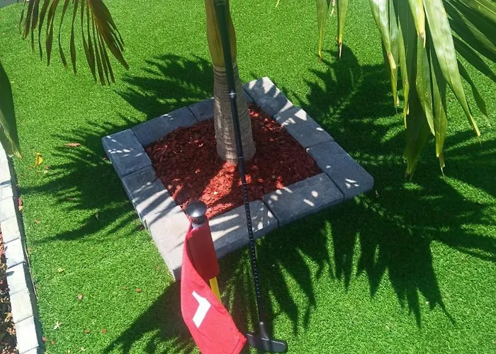 Clares Manor In With Mini Golf Course * Ocho Rios